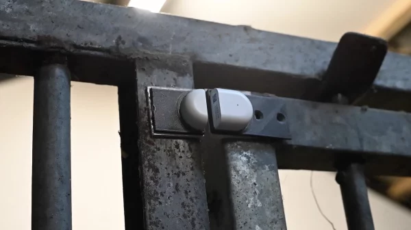 Coho Door Sensor – Extra Security for Stable and Trailer - Image 3